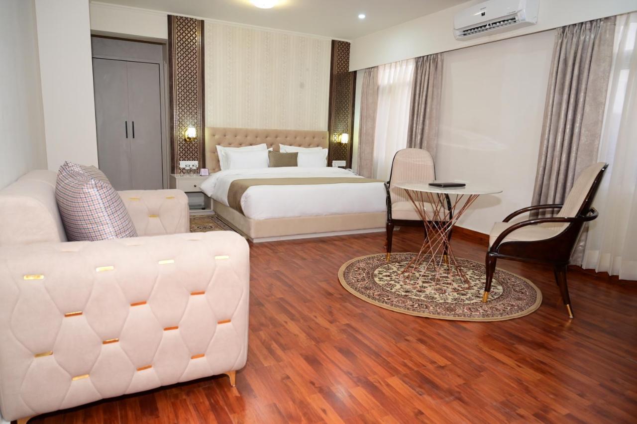 Hotel Amayra Jaipur Buitenkant foto