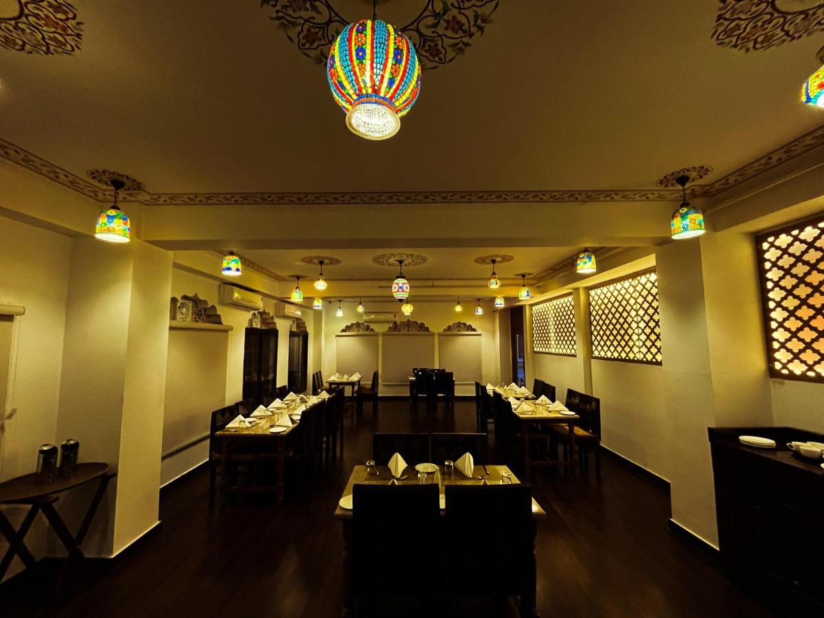 Hotel Amayra Jaipur Buitenkant foto